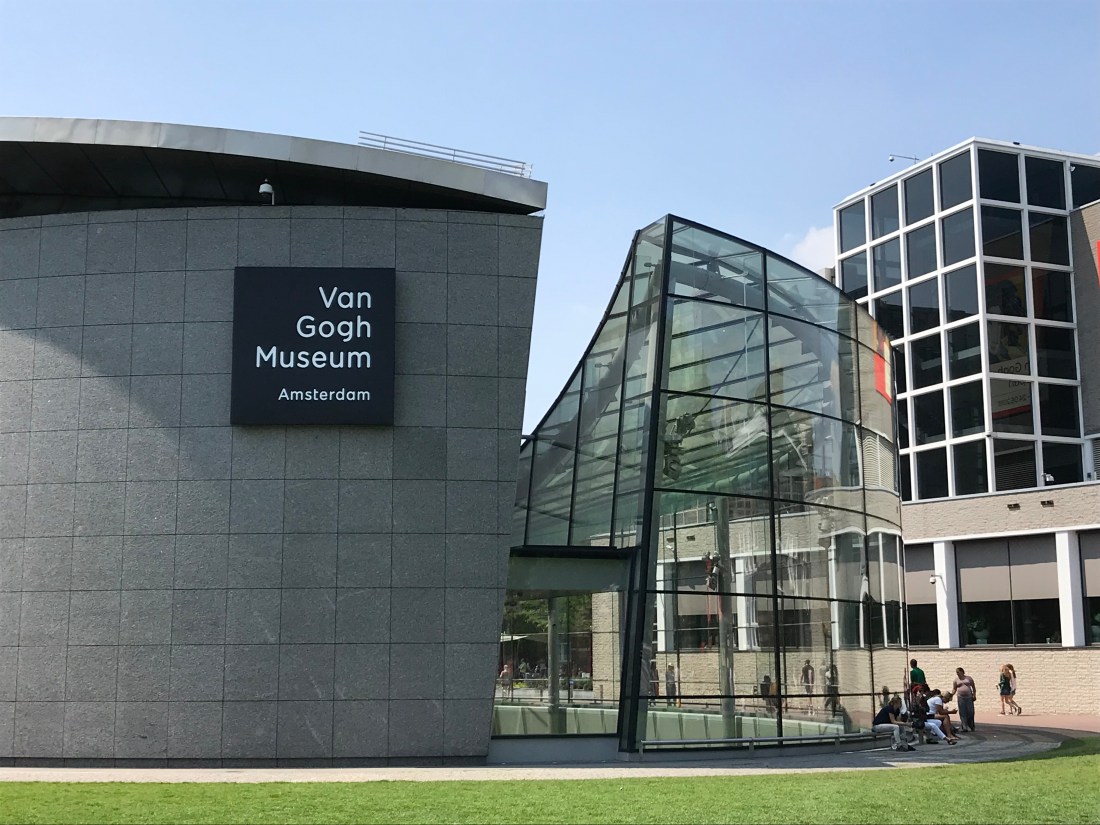 5C4703FE-BDCD-4944-ACFB-13EE29341EF7